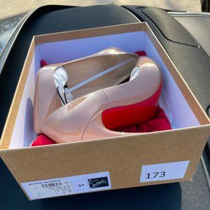 Christian Louboutin So Kate Nude Pumps size 37